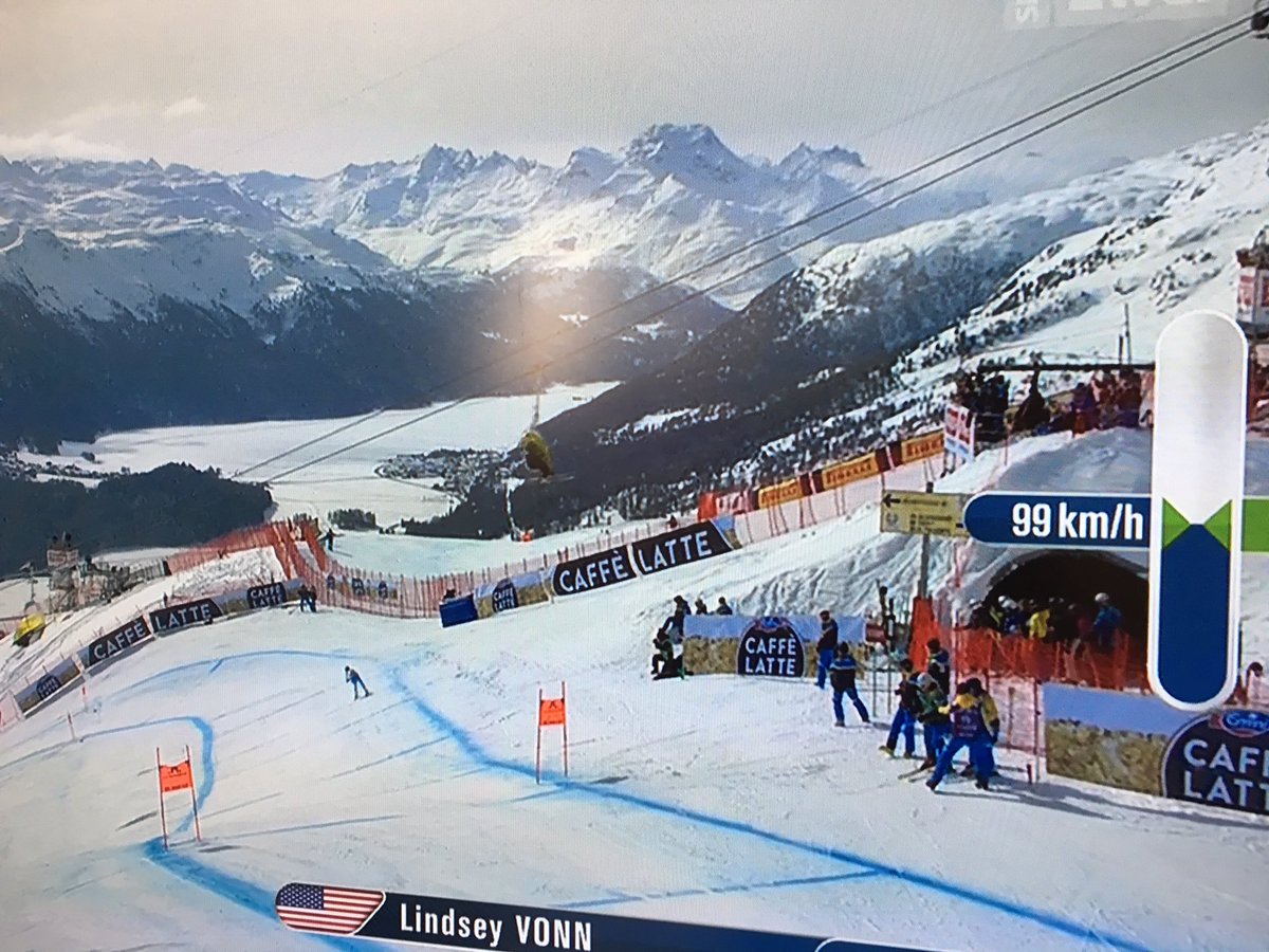 damdam2000's tweet photo. Fantastische Bilder aus #stmoritz2017 thanks #srfsport #srfski #srfarena hopp 🇨🇭🇨🇭🇨🇭 https://t.co/pFOwjOUDdx