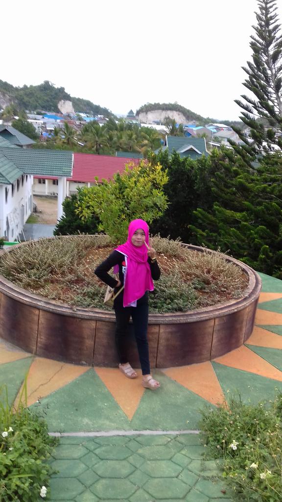 Jangan takut salah, karena kesalahan pertama akan menambah pengetahuan untuk jalan benar pada langkah kedua 💑😇