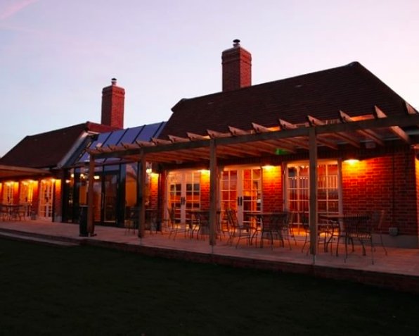 Calling all parents, we have some good news for you. This #halfterm kids eat free at @galvingreenman #happydays