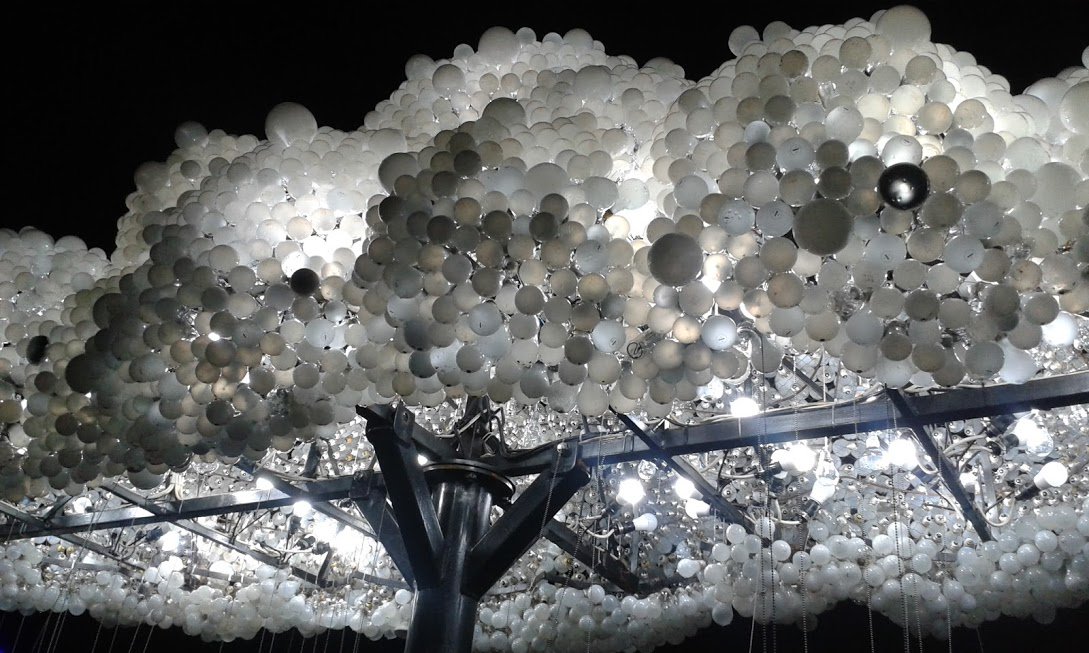 LisaY_McCormick's tweet photo. A must see, only 1 more night @SPECTRAaberdeen #spectraabdn https://t.co/kHATODotFo