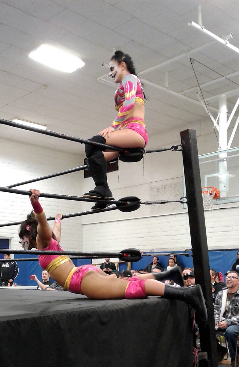Troubs420's tweet photo. B 4 I sleep, TY @GusFCW for a #KickAssEvent, got 2 see @thunderrosa22 &amp; @holidead in the ring again! Clips tomorrow!
#FCWBrokenHearts! ♥ 💔 https://t.co/5HTqkYGIeJ