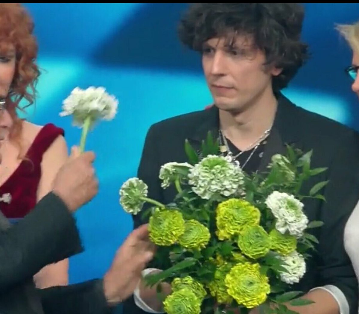 _Luilla_'s tweet photo. Quando toccano le mie cose. https://t.co/wYmMy5d6HY