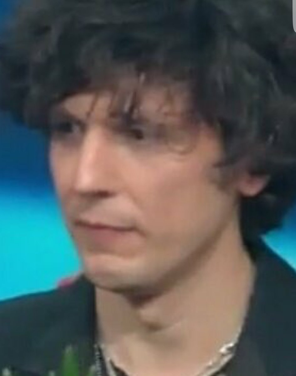 _Luilla_'s tweet photo. Quando toccano le mie cose. https://t.co/wYmMy5d6HY