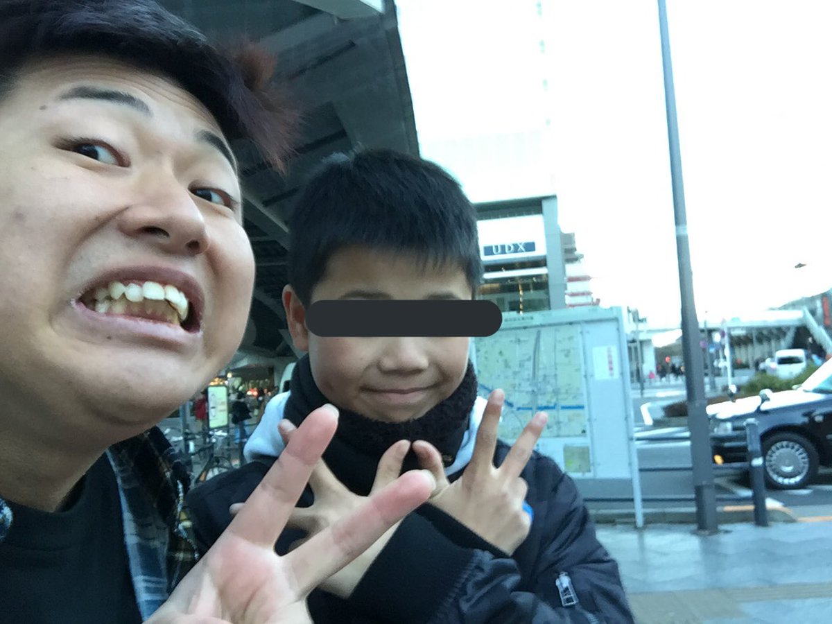 GoogledocomoAir's tweet photo. ばななさん今日はありがと��ございました!!風も強くて寒いのに、ファンの1人1人と交流していて、本当に優しくて、そんなばななさんが大好きです
@877_SANNOUSTORY https://t.co/50WaROYcwF