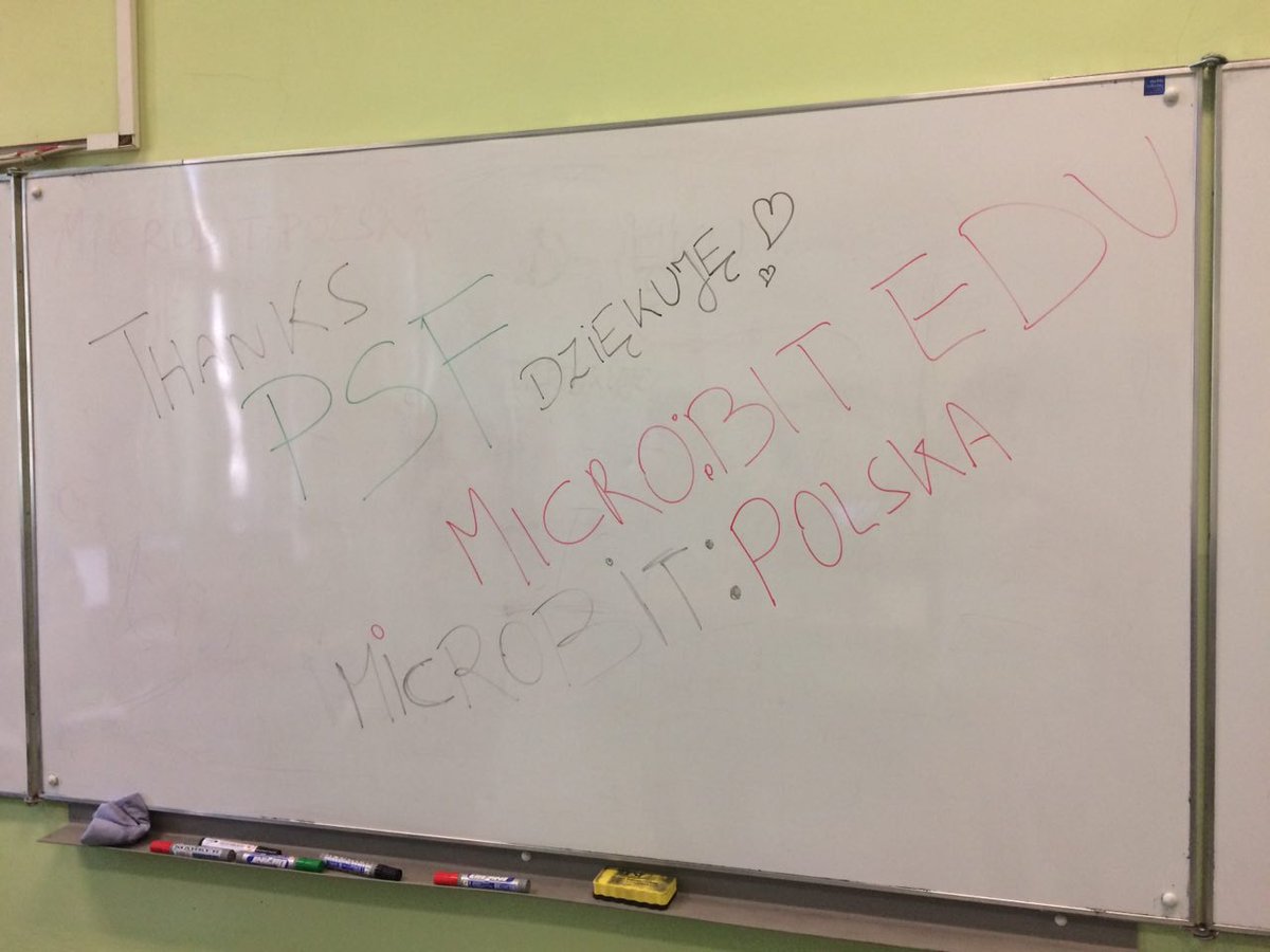 microbitpolska's tweet photo. Thanks to the #Students #Teachers #Programmers @ThePSF @microbit_edu @bileszka #Python #Microbit #Poland #Gliwice https://t.co/fl8YaQYugT