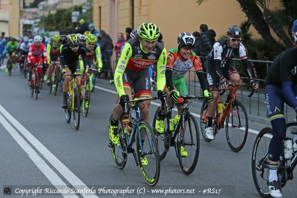 #Laigueglia Avvistato il tre volte vincitore <a href="/PippoPozzato/">Filippo Pozzato</a> mentre ci si avvicina al primo passaggio sotto il traguardo 
#LoveMyWilier