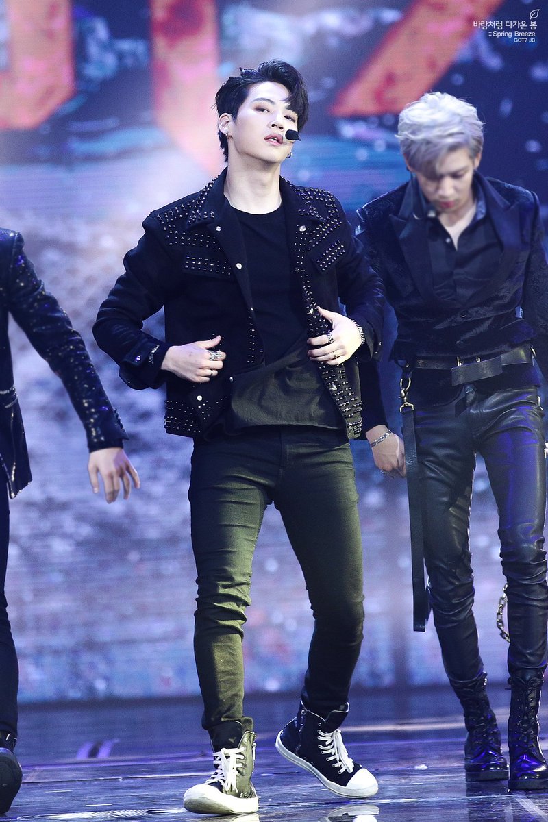DEFSOULJBID's tweet photo. #JBTheLeader
Get lost in throne of passion on stage 💙💙
🌟 SpringBreeze 🌟
#JB #제이비 #재범 #갓세븐 #GOT7 #Jaebum https://t.co/OGpEwgEoeb