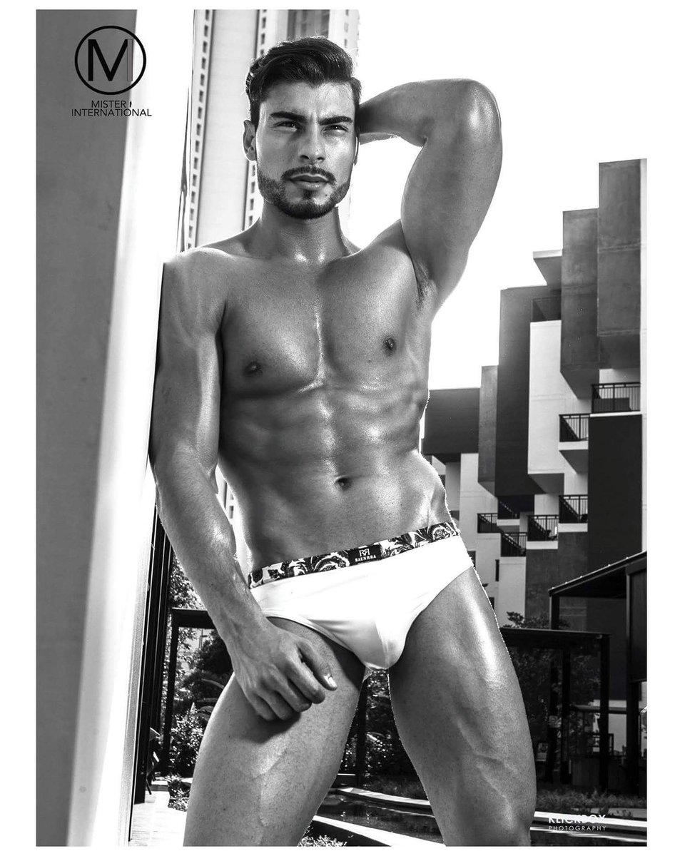 tiodelasreinas's tweet photo. Francisco Vergara - #PuertoRico
#MisterInternational2016
#TeamPuertoRico #Thailand #OrgulloBoricua #PRMalePowerHouse @MisterIntPR https://t.co/J2GVip33yM