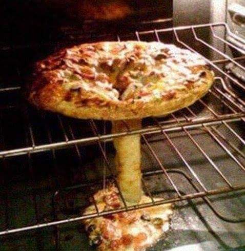 GA_France's tweet photo. Early Italian nuclear test (colourized, 1957) @MACMUNNEWS @MacMUNGA_Italy @Vlad_Macmun2017 https://t.co/sllEsgvdOz