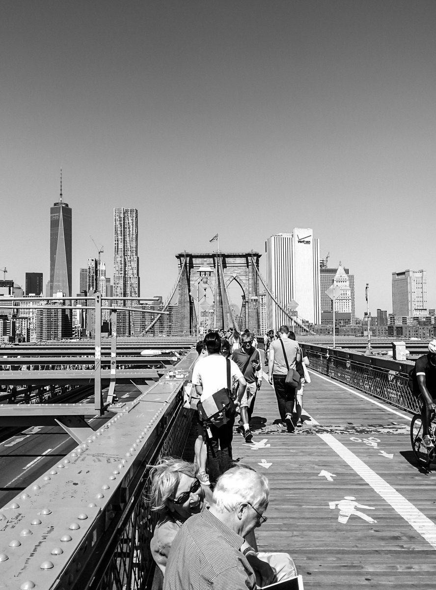 jbartke77's tweet photo. Some time ago in #NYC #NewYork #photography #blackandwhitephotography #streetphotography #brooklynbridge #Monochrome #blackandwhite https://t.co/sTpmhVmr3w