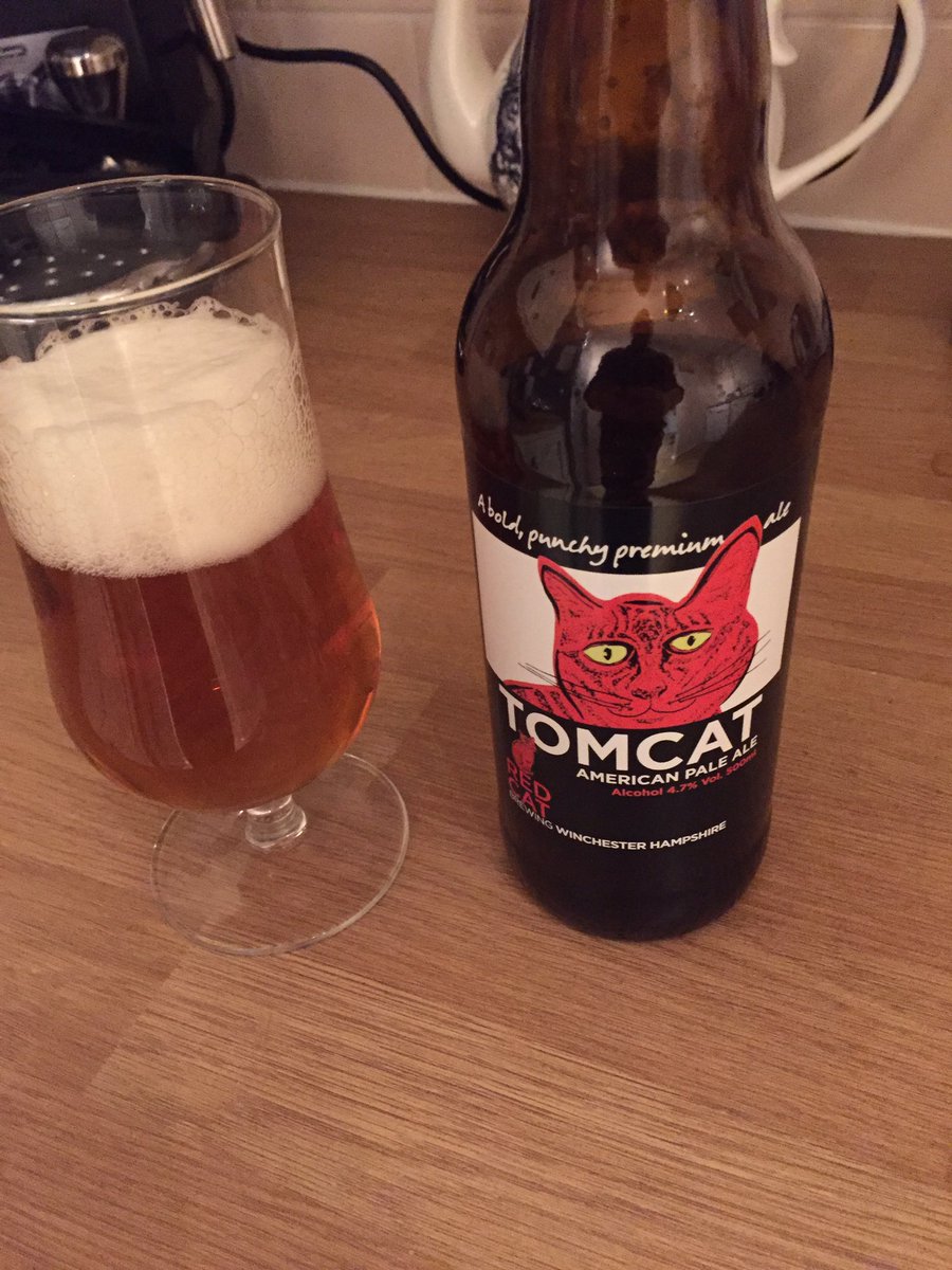 Alepundits's tweet photo. @RedCatBrewing ... bold, punchy and premium = as advertised!! Delicious 👍 @real_ale_review @pubreviews @ShbCamra @CamRAHantsNorth https://t.co/fVDbsLQlQz