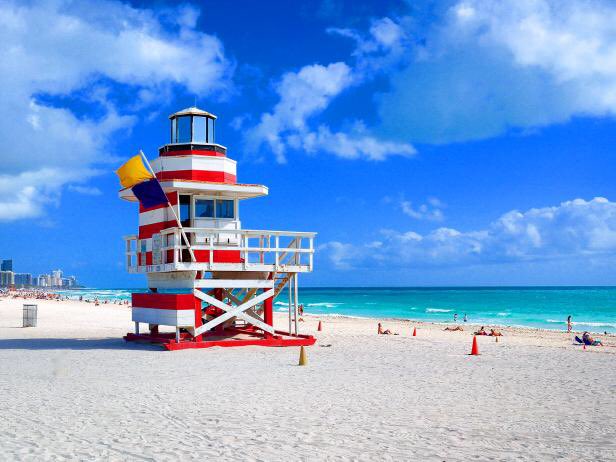 pubonemiami's tweet photo. Happy Sunday, Miami! #miami #305 #sundays https://t.co/rGd85lMTGu