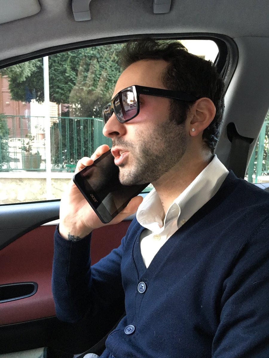 RickGrimes1989's tweet photo. #imprenditore #caffe https://t.co/7ZJCPDPjYk