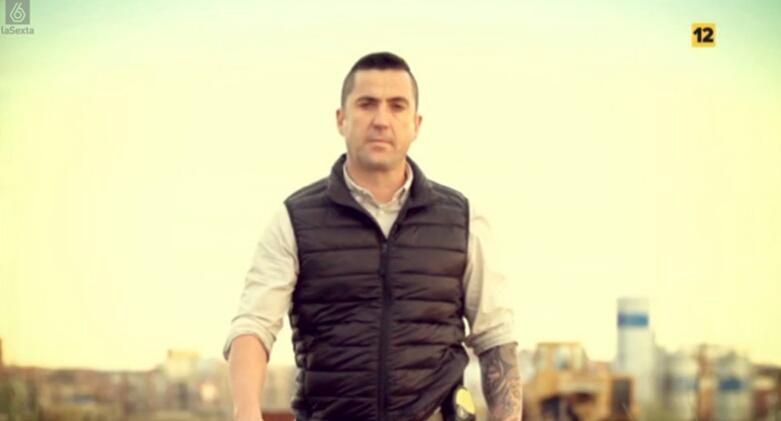 danicort97's tweet photo. Vuelve @AHConstructorL6 para ayudar a víctimas de estafas en la construcción/rehabilitación imobiliária #ConstructorALaFuga
🏠🔨 @LaSextaTV https://t.co/U9267z5TTw