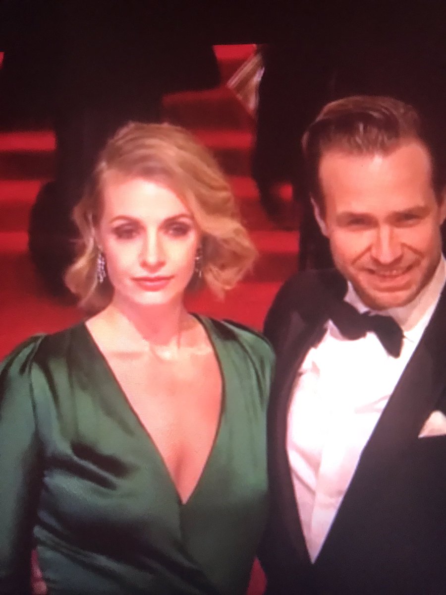 garfysource's tweet photo. A COUPLE #rafespall #elizedutoit https://t.co/7RQIf4ErBC