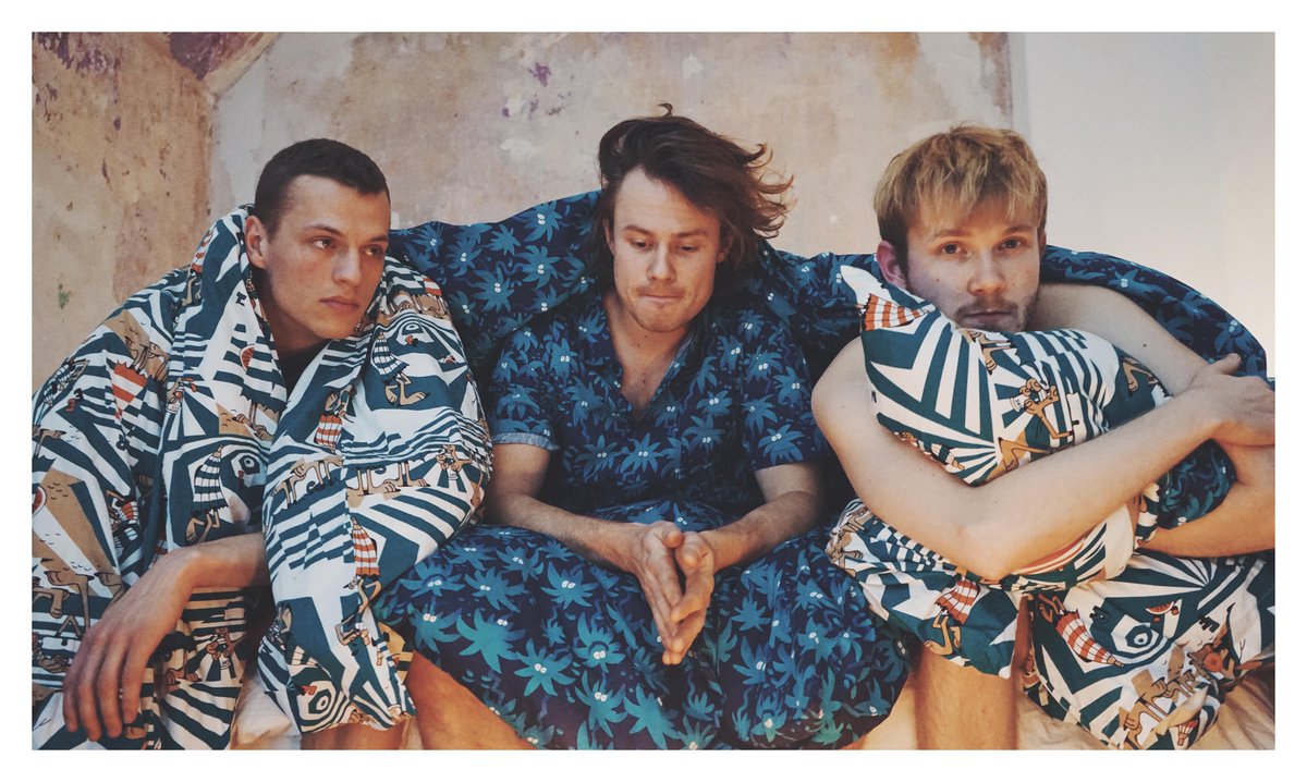 Shoutout to everyone who came and danced with us &lt;3 to Frankfurt, Karlsruhe, Augsburg and München... you were massive!!!