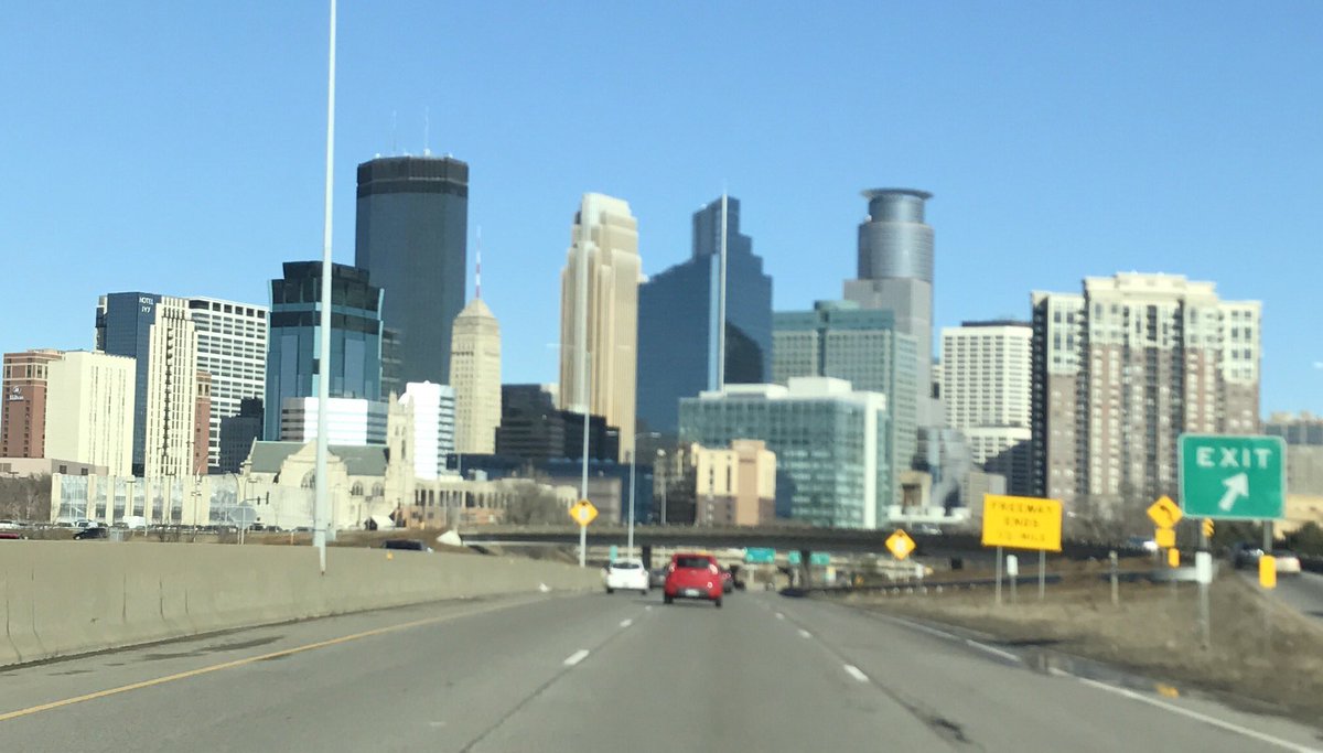 jon_boyd77's tweet photo. Driving into Mpls to the convention center. Repping RRD at the National Sports Forum. Welcome to my town sports peeps! #NSF17 #RRDonnelley https://t.co/XteloahtQ5