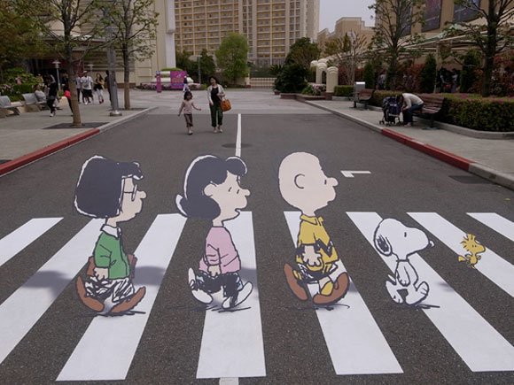 Forced perspective Peanuts 'Abbey Road' style #StreetArt.