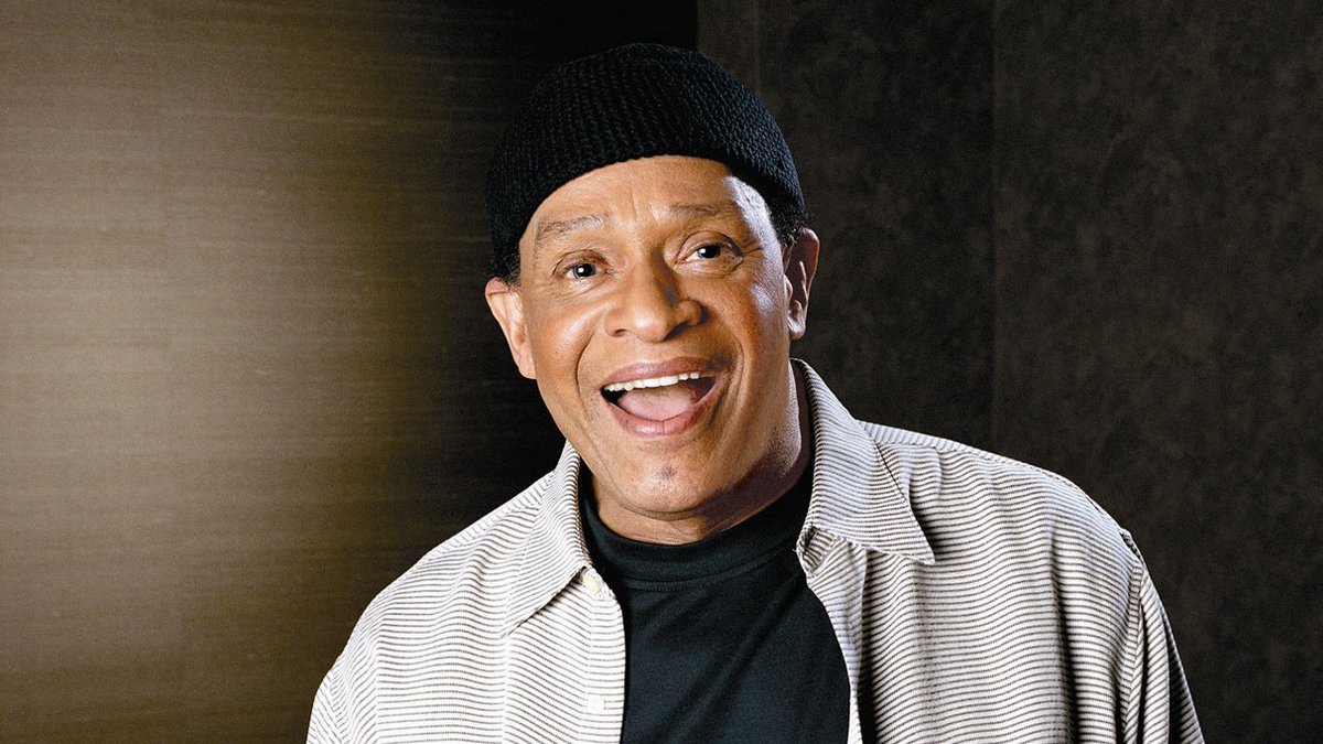 sebastienvidal's tweet photo. Très triste d'apprendre ce soir la disparition d'Al Jarreau. Professionnel géant à la gentillesse inouïe. #masterofswing #jazzhero https://t.co/vARyEpIvug