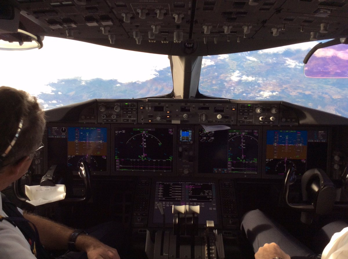 CyrilleJAOUEN's tweet photo. @cloudsurferaero @AirFranceFR @BoeingFrance @AFnewsroom @BoeingAirplanes https://t.co/ZVsl8XP9Uf #AF789 https://t.co/rAZH4hHaLA