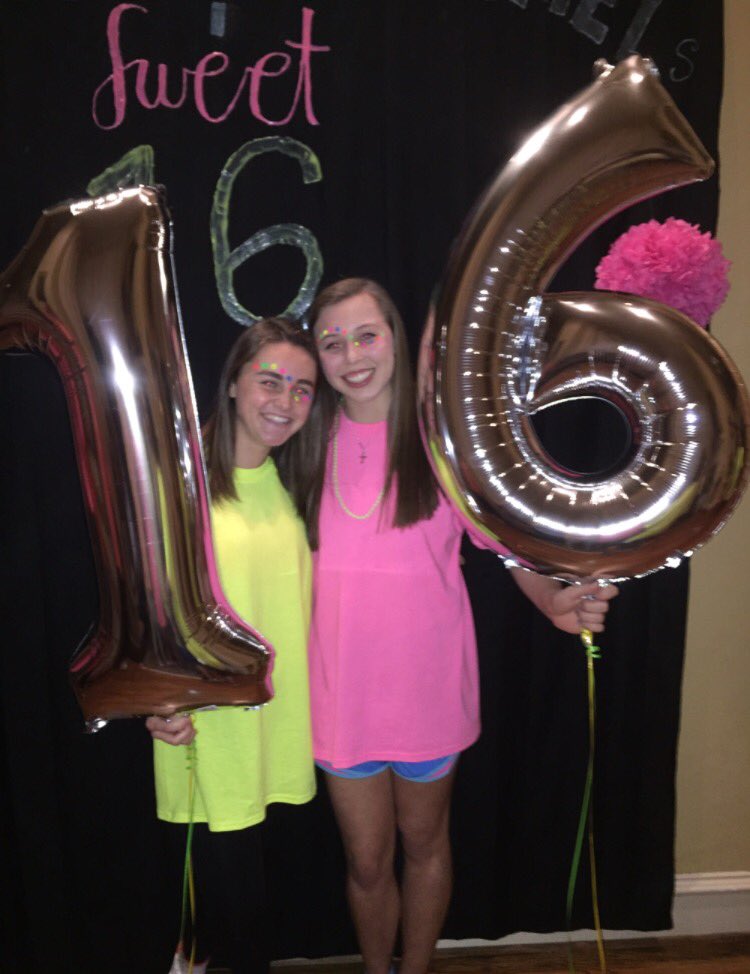 Madison_Tramel_'s tweet photo. happy birthday zhea!!!!!  thanks for being my best friend I love you so much💓💓 https://t.co/MzYHGKJ9G7