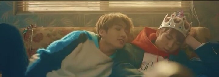 MH4C3's tweet photo. AMÉM BTSSS 2 https://t.co/A2g1irUqnB