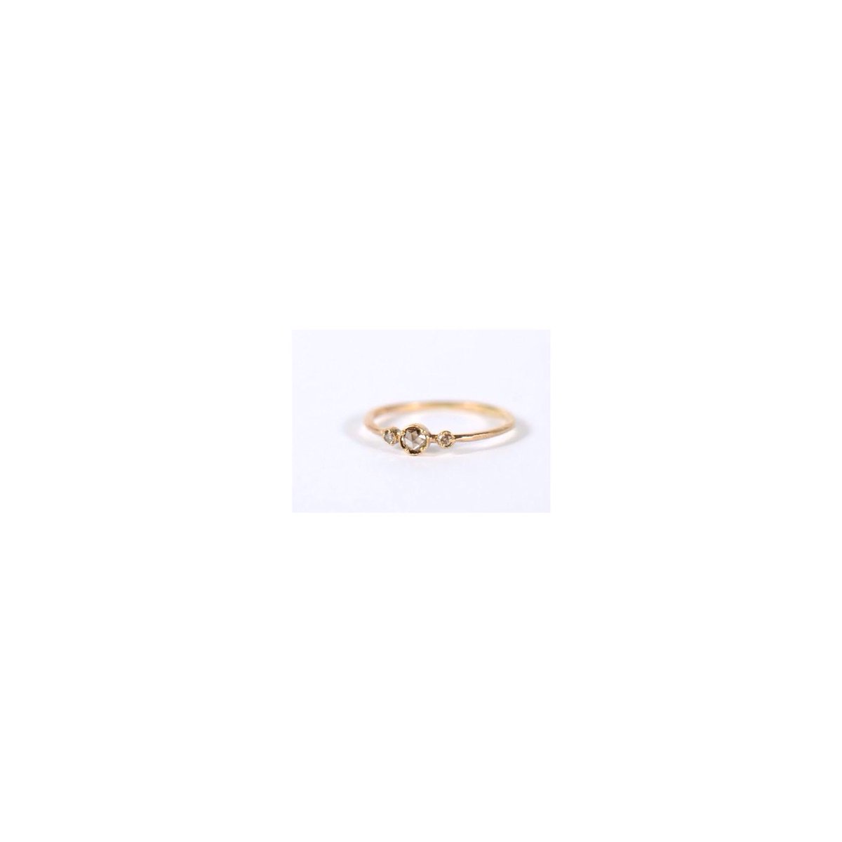 pez_tienda's tweet photo. Anillo de diamantes y oro de Noguchi
#tiendaspez #jerwerly #joyas #anillo #noguchi #rign #oro #pez #madrid https://t.co/xNR9bSfnjD