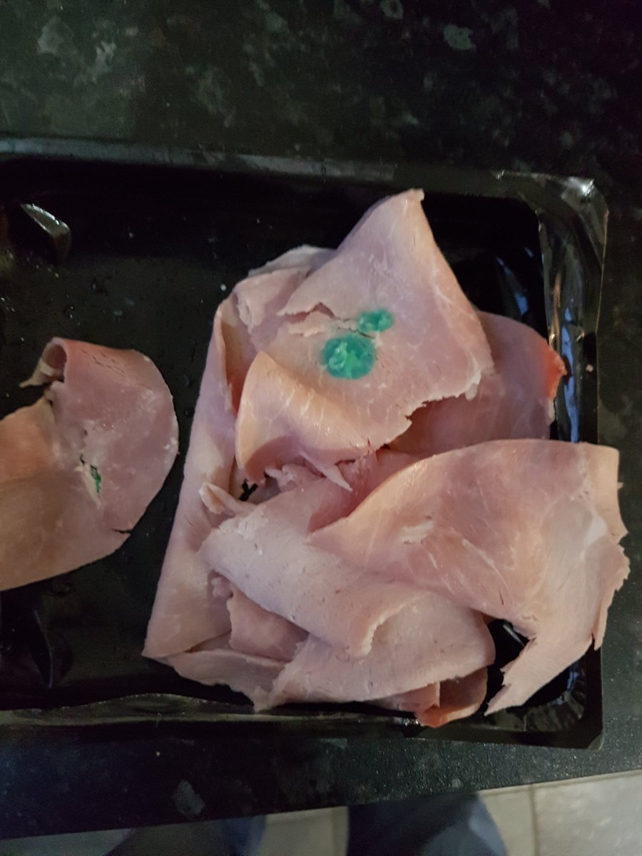 scott_connor89's tweet photo. @AldiUK just opened a packet of ham to find this green substance lurking within the packaging! The ham is still within its sell by date 🤔🤔 https://t.co/YZzQXNvgCD