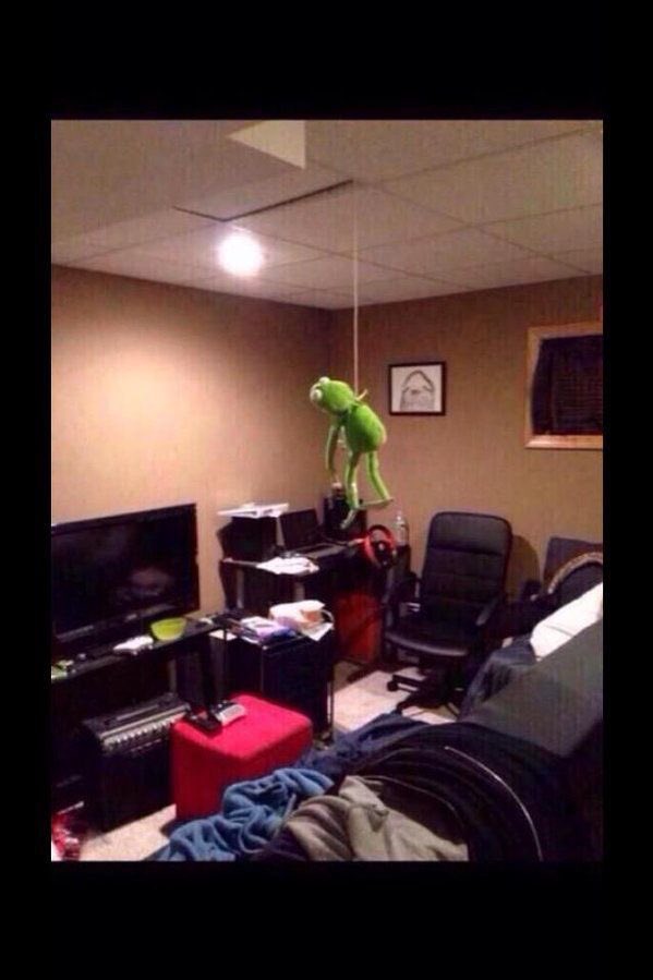 CrossCountryTF's tweet photo. When coach starts explaining the workout https://t.co/wgC4C4LUy6