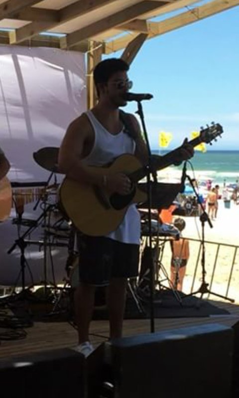 CentralArthurr's tweet photo. Que delícia vai ser esse show na praia hoje
#MúsicaNoDeckArthurAguiar https://t.co/EqAWxuAtUf