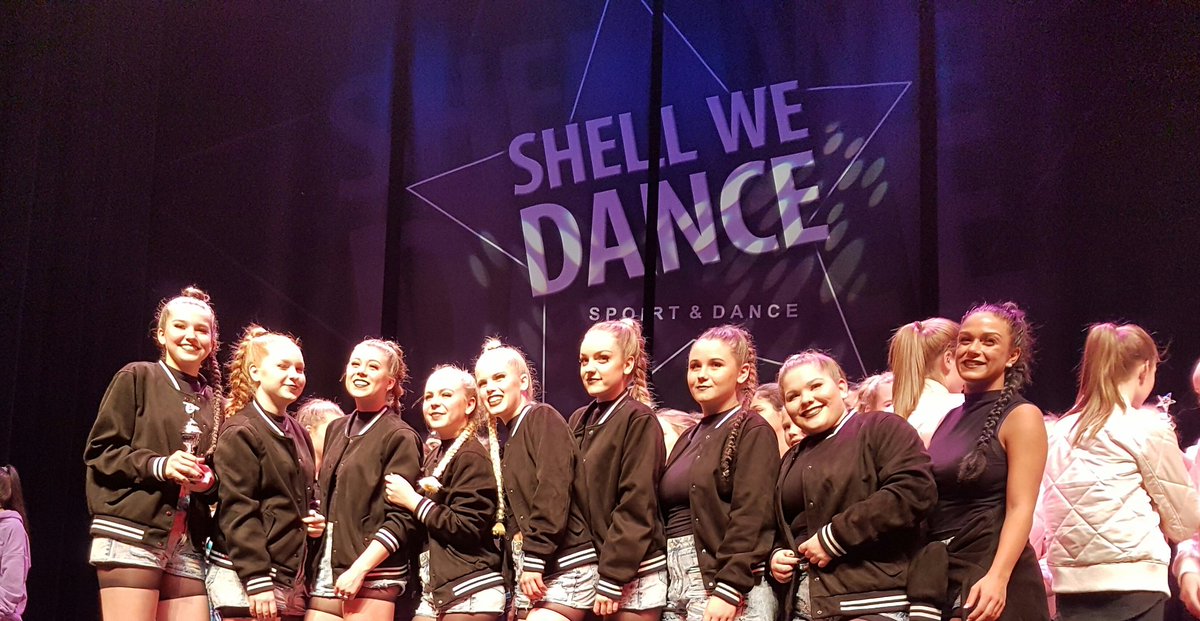 Ilse2906's tweet photo. 2e plaats #shellwedance #monnickendam 🎀🎊🎉🎈 https://t.co/iopcKoI1TL