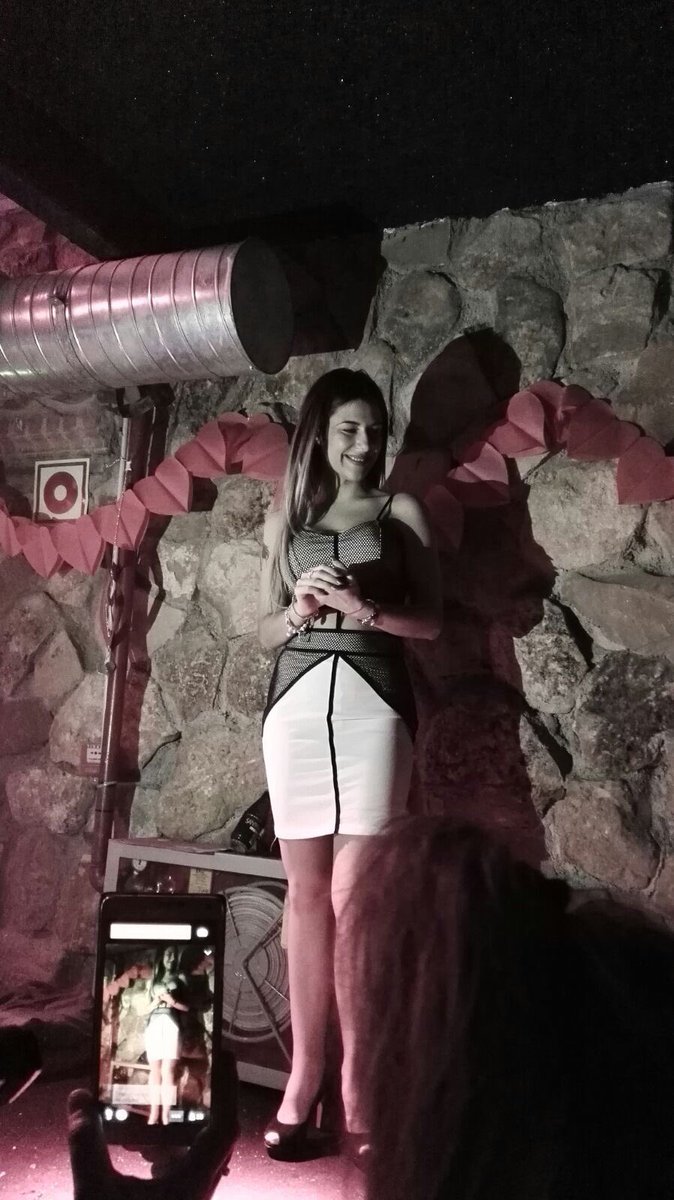 miriaamfdz_'s tweet image. No se puede ser más guapa 💗 #PostRodea