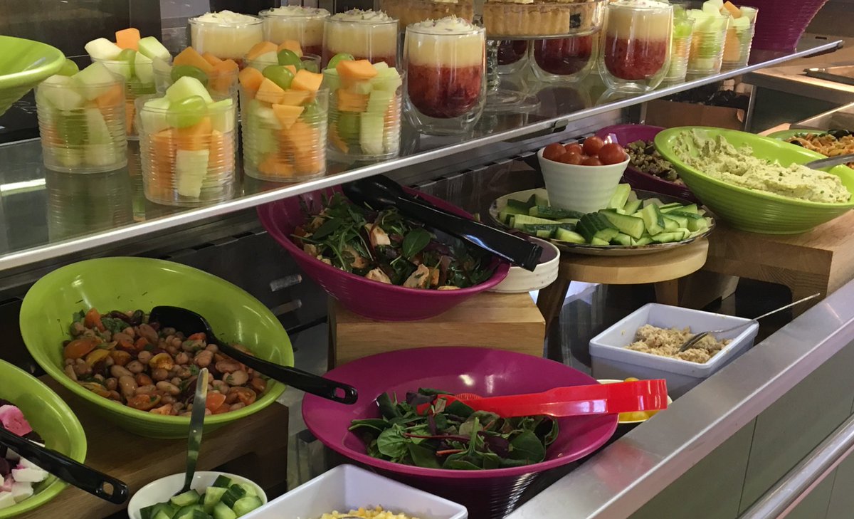 Craig_HH_'s tweet photo. Some images of our salad counter.
@North_Cestrian @clarehutch1978 @Deeloubie @_1steffan @markbennett2269 @chefbenji64 https://t.co/00IsWr4oYi