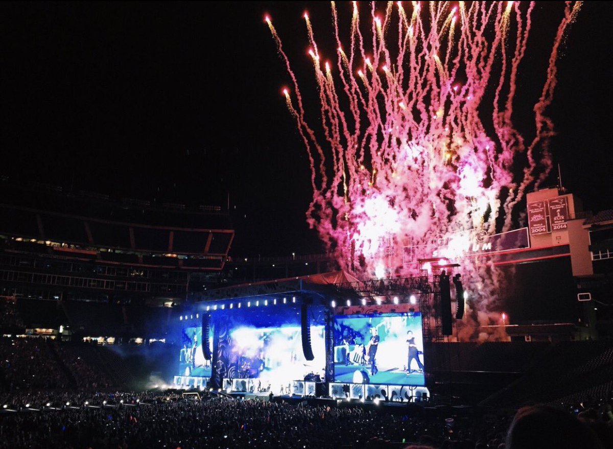 favestylesgirl's tweet photo. I miss that a lot  #OneDirectionWeMissYou https://t.co/On0DlsNtEM