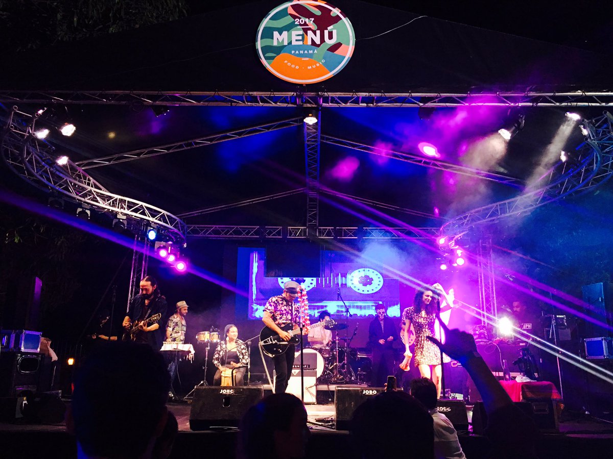 MariaSarai03's tweet photo. Buena noche la de anoche @Cienfue 👏🏻❤🎵🇵🇦 #MenuPanama https://t.co/0hZdx3jiaw