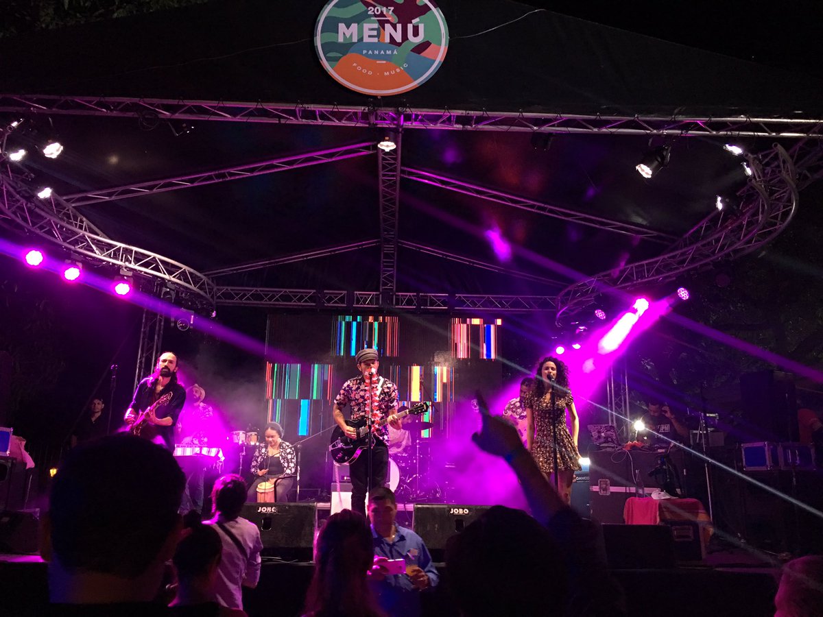 MariaSarai03's tweet photo. Buena noche la de anoche @Cienfue 👏🏻❤🎵🇵🇦 #MenuPanama https://t.co/0hZdx3jiaw