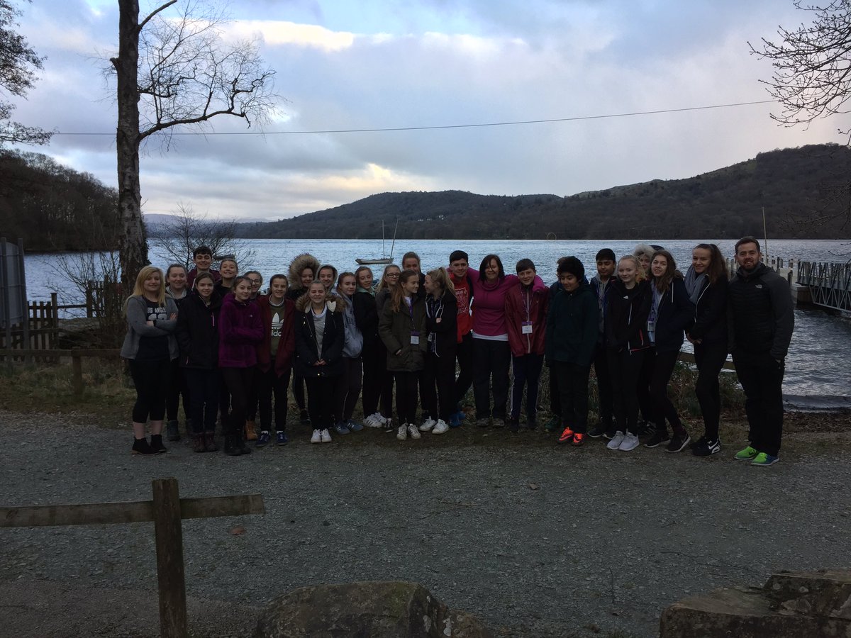 TommyTeachPE's tweet photo. Such a brill weekend with this squad! @ymca lakeside school challenge! https://t.co/3qgmK8LKMz