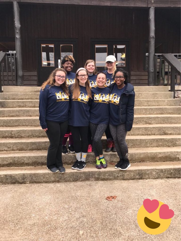 yoitscaroline's tweet photo. #LEADutc has been full of growth, laughter, and friendship. Thanks for the great time! 💙💛 https://t.co/OJHNijuvNm