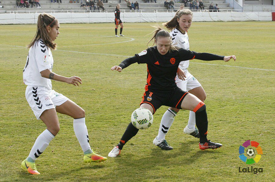MediaSportCent's tweet photo. LIGA IBERDROLA|
@AlbaFemNexus 0-4 @VCF_Femenino 
⚽⚽ @maripaz_vilas 
⚽ @Peiro14 
⚽ @paula_nicart https://t.co/tMLb05X3un