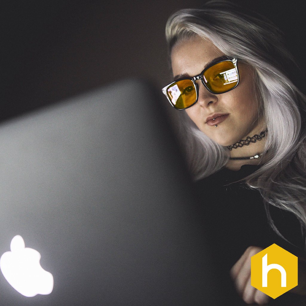 ESSGamingHQ's tweet photo. Super Lightweight • Sleek • Pro Gaming Glasses 

Get yours @HexGamers and use discount code 'ESS' 

#HexGamers #ESSGaming https://t.co/rQTVv4z9ky