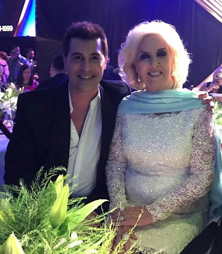 lisandrocarret's tweet photo. Hoy en el último programa desde Mar del Plata de @mirthalegrand el musical de @BLanzelottaOK Imperdible!!! https://t.co/xtSYgPB4If