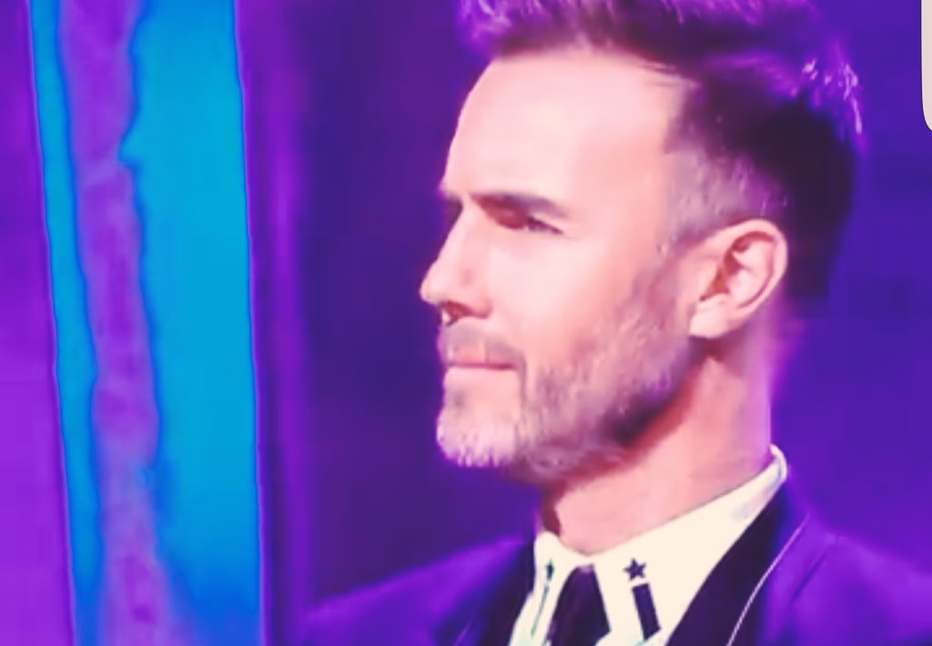 Normsi2's tweet photo. @GaryBarlow @JMattBrock ...
WOW ... Just WOW!
#PerfectVocal 👌🎤💜
Sensational night!
Loved being there!
#LetItShine 🌟 https://t.co/jTq5UkVGYn
