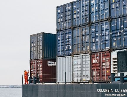 aleph's tweet photo. ''Technology isn't the enemy; it's a life boat" @zschreiber @freightos contributes to the #freighttechnology debate https://t.co/4nUYXDaFnf https://t.co/uri9sRYaiS