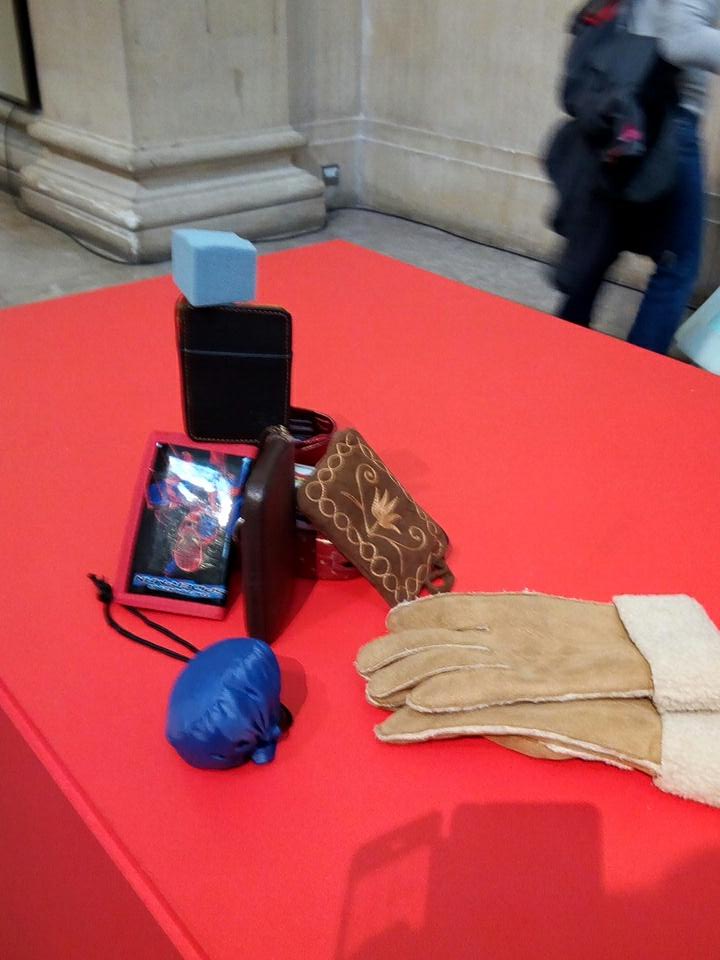 LorenzaBacino's tweet photo. #emptyplinth https://t.co/J7uqZ3FNkt
