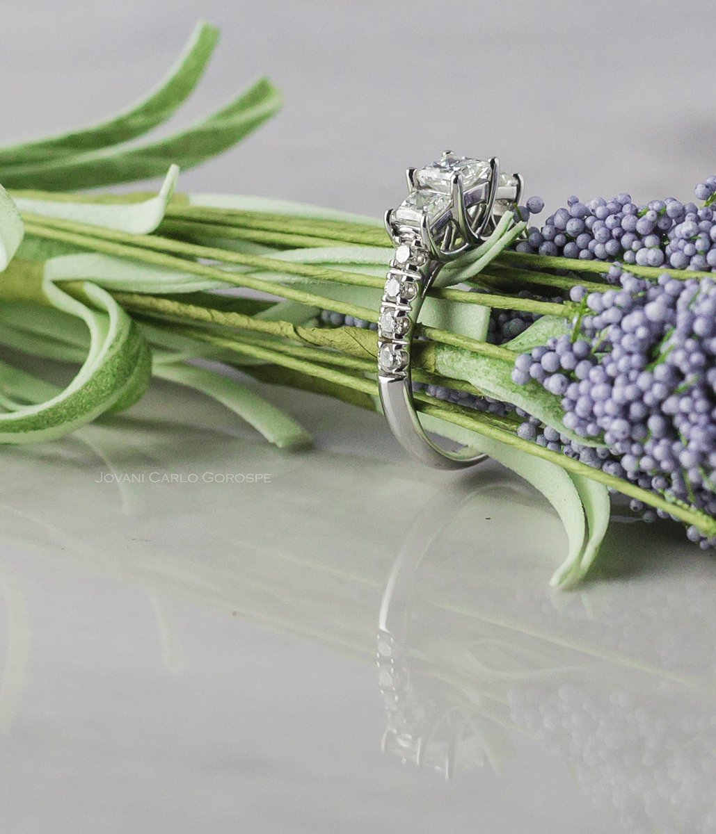 Ghost_18jku's tweet photo. An Eternal Promise || https://t.co/bityNsriPb

#Weddings #WeddingRings #RobbinsBrothers #LoveHappensHere #InStudio #cleancaptures #bebold https://t.co/eKiUKZGvxZ