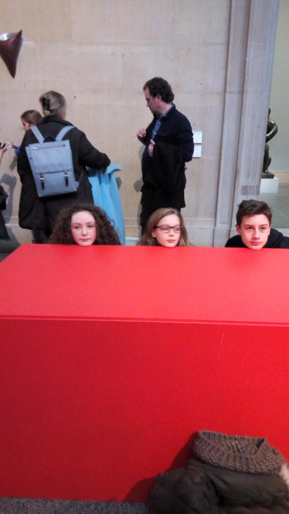 LorenzaBacino's tweet photo. #emptyplinth https://t.co/F3RhZdHUPy