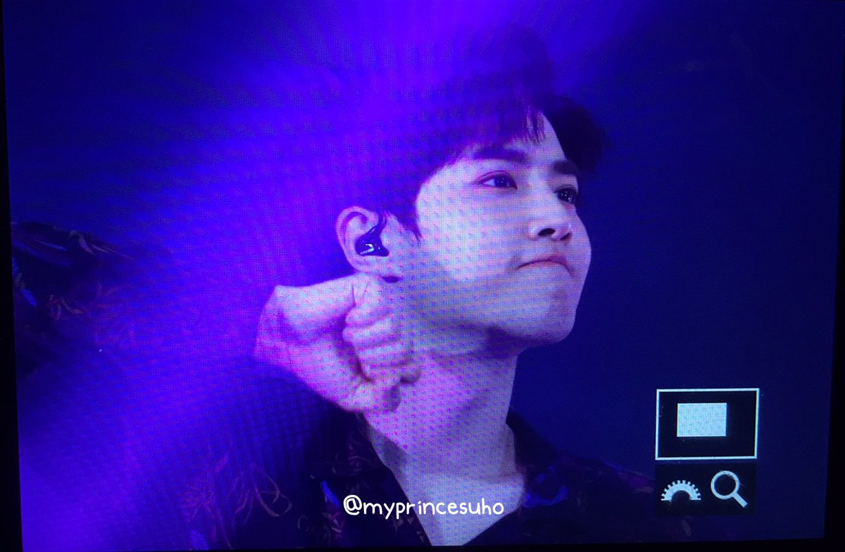MyPrinceSUHO's tweet photo. 170212 홍콩 엑소디움 #수호 #suho https://t.co/ZCjUUebcLS