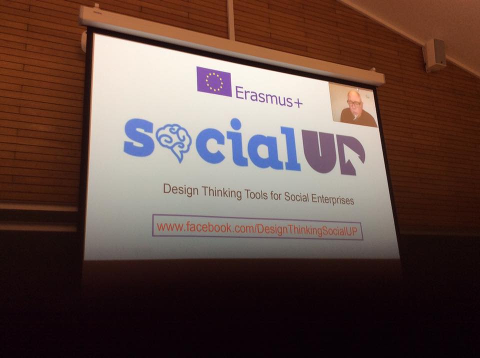 SocialUP tweet media