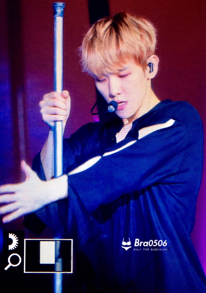 bra0506's tweet photo. #백현 #BAEKHYUN https://t.co/ZgdO7T5Ef7