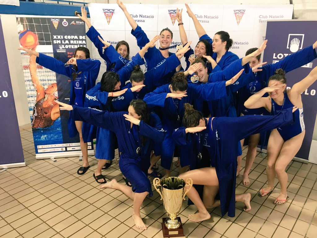 8Piluka's tweet photo. Campeonas de la Copa de la Reina #somCNSabadell #equipasu #CopadelaReina https://t.co/Uy0IkkUFKP